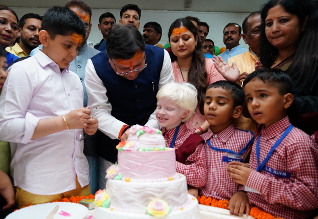 Screenshot 2024-09-16 at 18-56-30 (157) WhatsApp