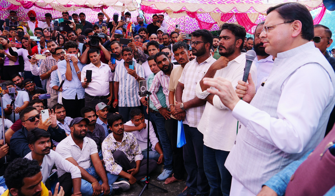 Screenshot 2025-09-29 at 17-41-42 (145) WhatsApp